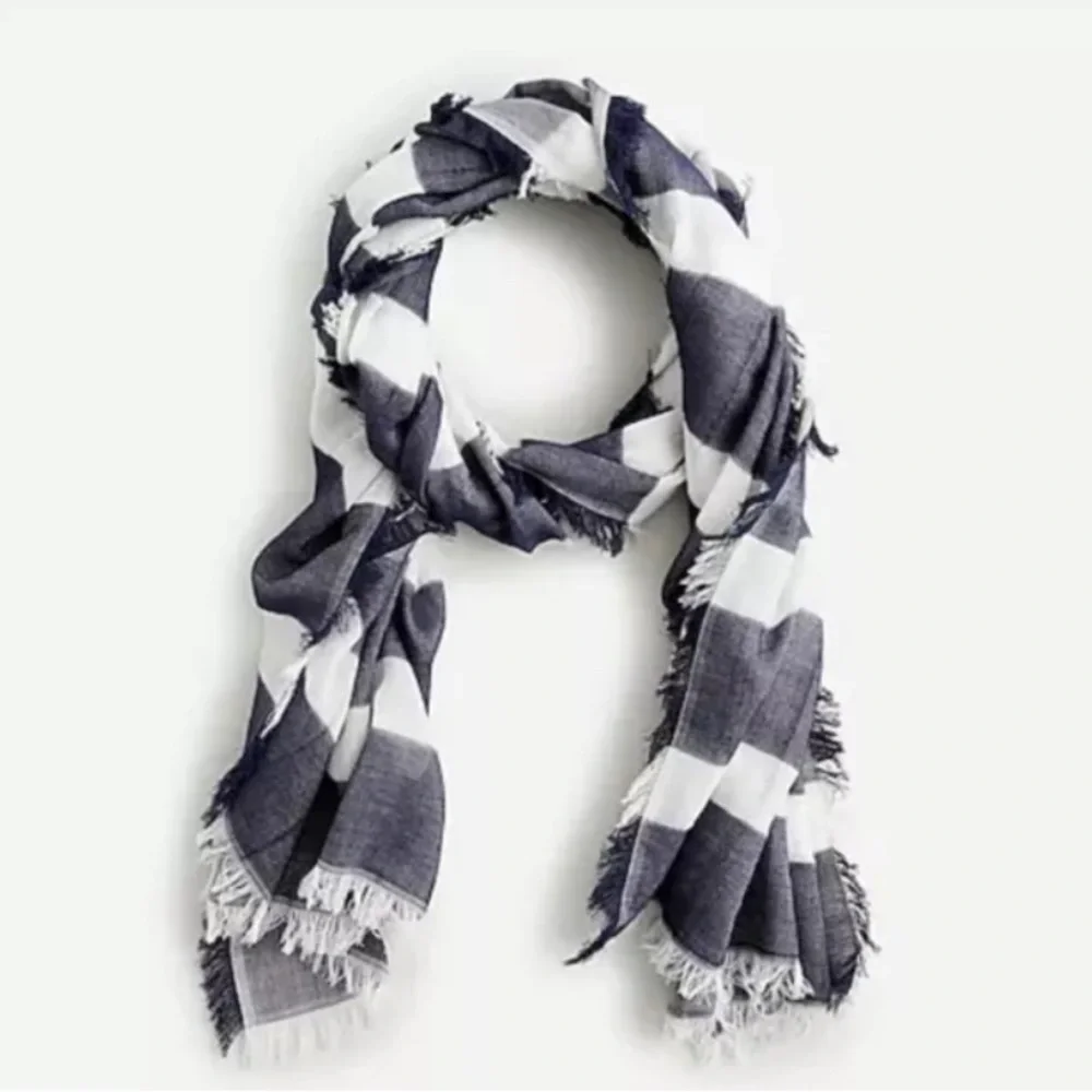 NWT‎ J. Crew Lightweight Fringe-Trim Scarf